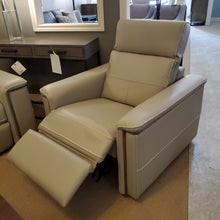 Load image into Gallery viewer, Melbourne Reclining Chair by Jaymar
