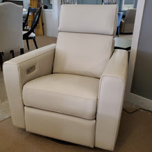 Load image into Gallery viewer, Seattle Swivel Rocker Recliner by Jaymar
